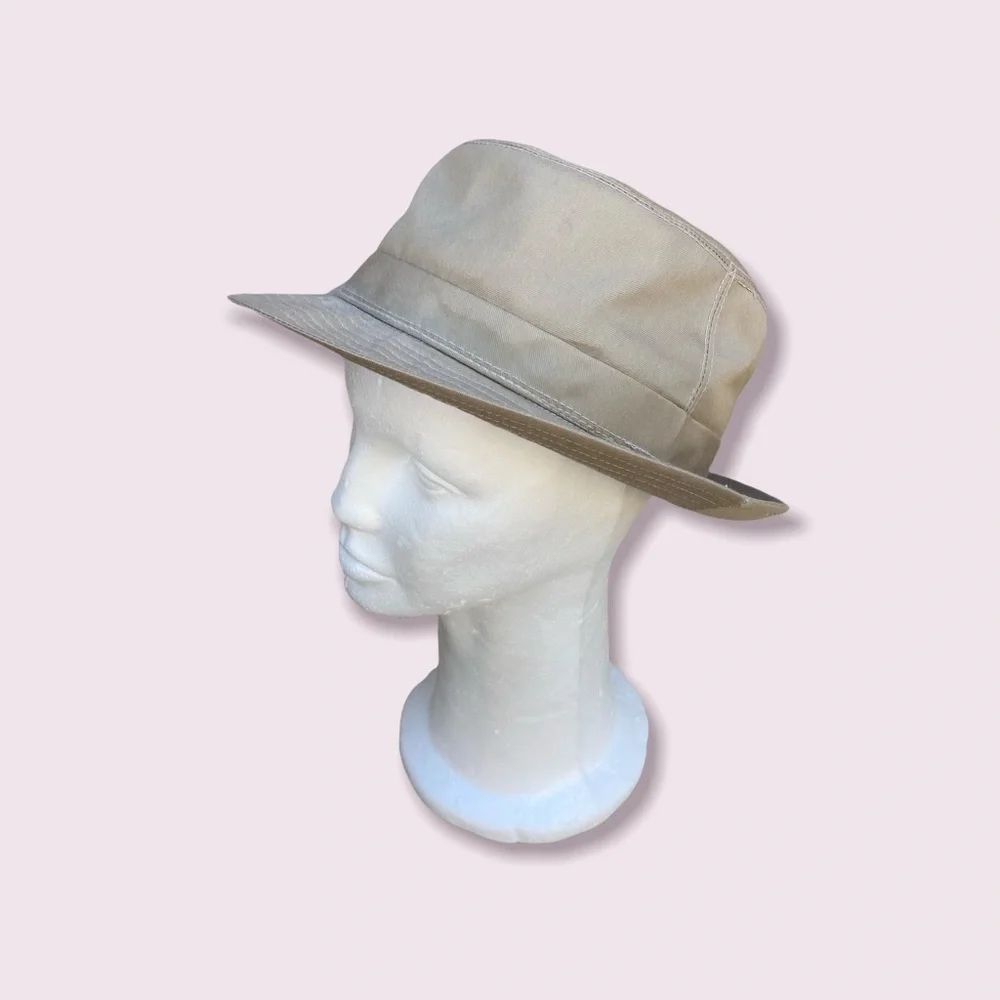 Vintage Burberry’s‎ Children Bucket Hat XL 24’Circumference.